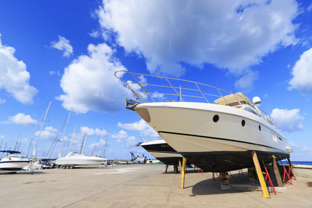 Boat or Yacht in Oakland Park with Fire, Water, or Mold Damage.